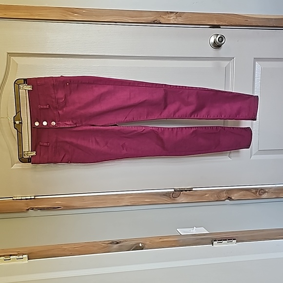 refuge Denim - Refuge burgundy size 4 skinny jeans. 3 buttons at high waist SO cute 😍